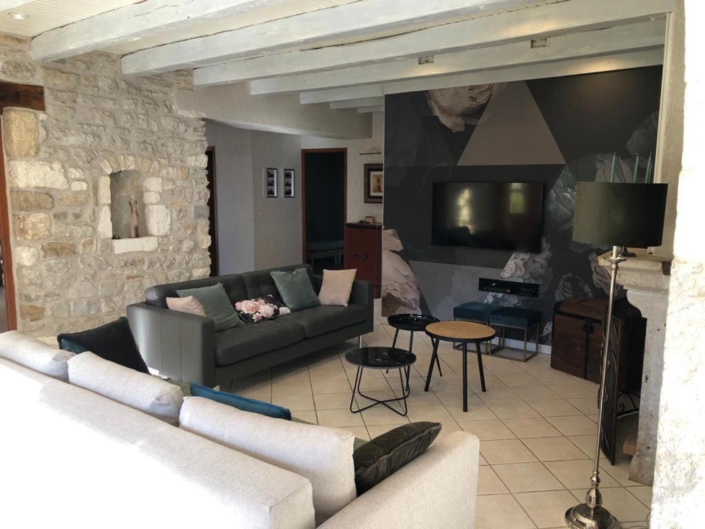 Gite De L'Ancheronne 12 Couchages Spa Villa Lavans-sur-Valouse Екстериор снимка