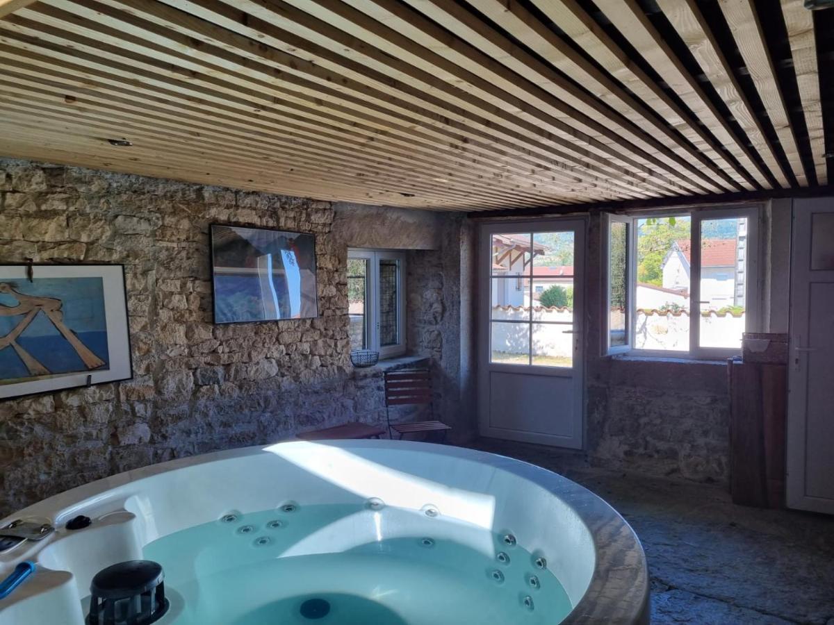 Gite De L'Ancheronne 12 Couchages Spa Villa Lavans-sur-Valouse Екстериор снимка